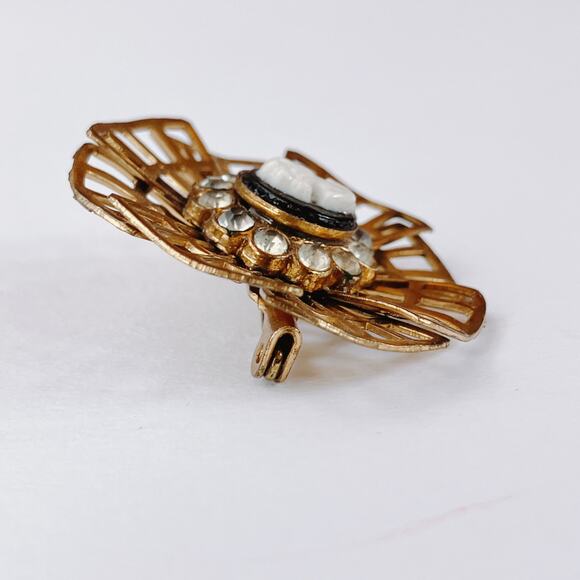 VTG Signed Coro Cameo Brooch Mid Century Gold Tone Openwork Rhinestone Pin 1950s - Picture 4 of 8